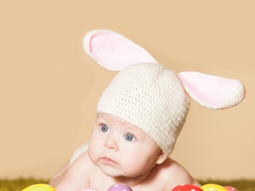 Gorro estilo orejas de conejito infantil